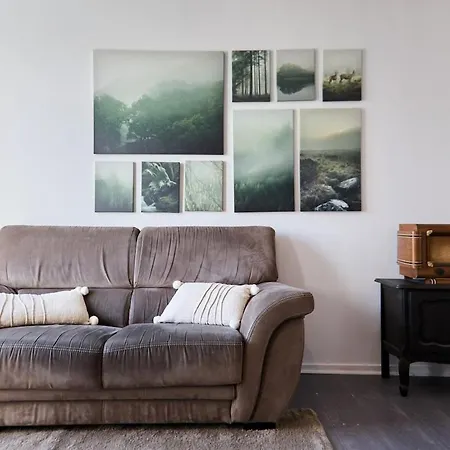 Apartment 3 Bedrooms, Free Parking, 10 Min From The Arena Reims