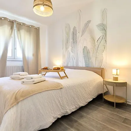 3 Bedrooms, Free Parking, 10 Min From The Arena Apartment Reims